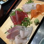 海鮮市場 漁屋 - 