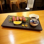 いざかや しん - レアビフカツは素材の良さを最大限に活かした揚げ加減で柔らかくて実に美味でした！！(o^^o)