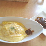 オムライス（クリーム＋ケチャップライス）