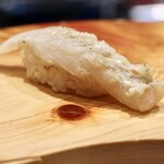 二代目辰よし - カウンターで立ち食い