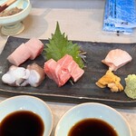 たち呑み しゃーぷ - 本日三種お造り盛り合わせ