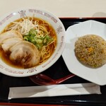 石焼ビビンバ ミョンドンヤ - 料理写真: