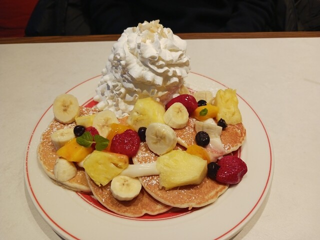 Eggs'n Things 横浜マリンタワー店 （エッグスン シングス） - 元町