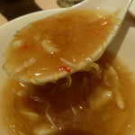 中国飯店 - 蟹とフカヒレがたっぷり