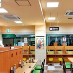 大衆食堂 半田屋 - 内観