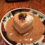 博多炉端 魚男 - お通し～焼き胡麻豆腐～