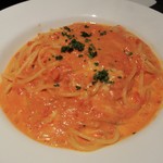 プリマベーラ - トマトクリームチーズ パスタ のアップです。