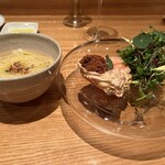 やまぐち - 冷製麺パスタ（カッペリーニ）、もずく、トマトエ
      キススープ、香箱蟹（間人）、ハーブサラダ