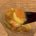 やまぐち - 雲丹（北海道蝦夷馬）干し貝柱ジュレ紅マドンナ、人参ピューレ