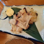 魚 枡 - エイヒレ炙り