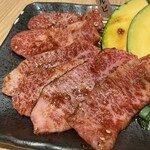 焼肉 三千里 - 上カルビ