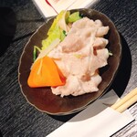 しゃぶしゃぶ すき焼き 食べ放題 和牛と豚 三条河原町店 - 