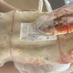 みこ市場 - 大き過ぎて冷凍庫に入らず脚を折って冷凍