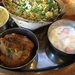 南インド料理 レジナ - ポテト＆グリンピースマサラとライタ