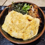 焼鳥のヒナタ - 料理写真:だし巻き焼鳥丼（外税990円）