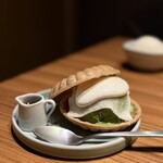 中目黒焼肉 登牛門 - 