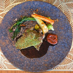 FARMS' KITCHEN MIKIKE TOKYO ODAIBA - ランチセット 2650円 の鶏もも肉の香草パン粉焼き200g