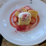 クラブハリエ - バームデセール(いちごソース)