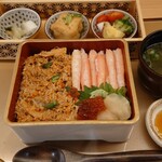 카니토 해물본타 쿠루후 후쿠이에키마에점