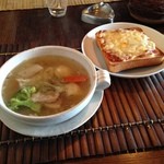 シマダ輪店 - ピザトースト＆スープ