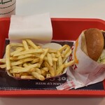 IN-N-OUT BURGER - 