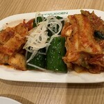 食道園 - キムチ盛り合わせ
