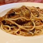 ブラッスリー・ハル - 茄子とトマトのパスタ
