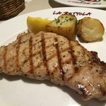 ラ・ベットラ・ダ・オチアイ - クイーンポークのグリル　レモン