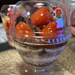 ケーニヒス クローネ_1