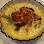 広島産カキをパンチェッタで巻いてグラタンで