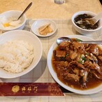 中華料理福臨門 - 豚バラの角煮1,000円