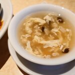中華料理福臨門 - 激辛麻婆チャーハンのスープ