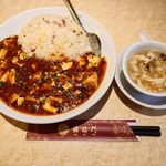 中華料理福臨門 - 激辛麻婆チャーハン1,100円