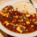 中華料理福臨門 - 激辛麻婆チャーハン1,100円