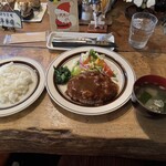 停車場 - 停車場ハンバーグ　1,300円税込