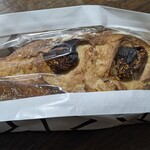 スペイン窯 パンのトラ - いちじくとくるみのカンパーニュ