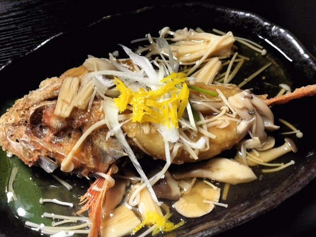 こんにちわんこそば こんにちワニ 【3歳 4歳からの絵本】 (わははは!ことばあそびブック