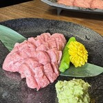 黒毛和牛とタンとハラミ 焼肉ごりちゃん - 