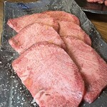 黒毛和牛とタンとハラミ 焼肉ごりちゃん - 