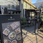 IVY PLACE - 入り口