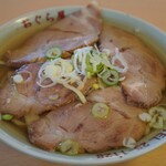 おぐら屋 - チャーシューメン（825円）