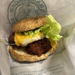 ラッキーピエロ - 料理写真:#チャイニーズチキンバーガー