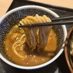 麺屋一燈 - つけ汁_麺投入