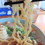 ヨッチャン - 麺の太さをちぢれの太麺に変更