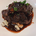 MEAT×MEET - ⚪︎牛ホホ肉の赤ワイン煮込み¥1980