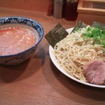 ひぐま軒 - 辛味噌つけ麺(770円)＋メガ盛り(200円)