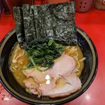 横浜家系総本山 吉村家直系店 ラーメン内田家 - 