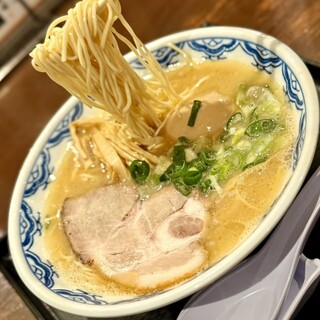 博多麺房 赤のれん_1