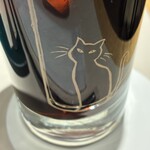 Art Gallery Cafe 茶々華 - お猫さまは何を考える