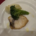 オステリア ジョイア - 魚料理、静岡県産カジキマグロのソテー